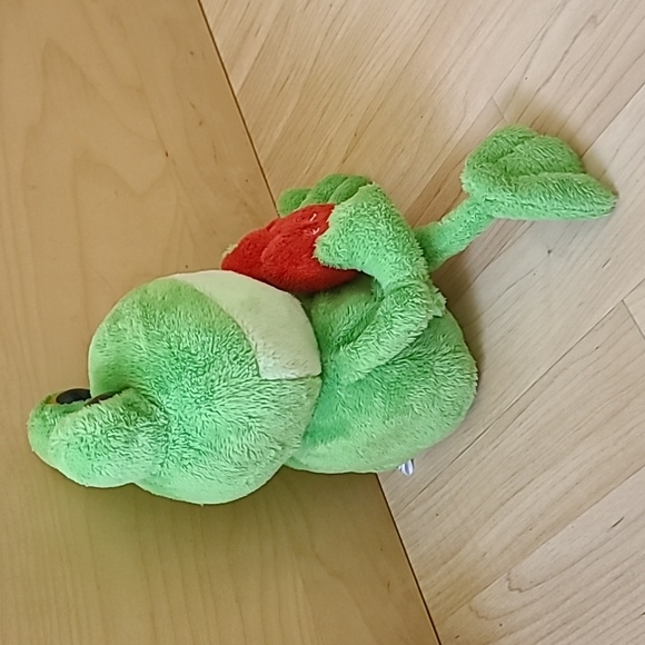 Plush Green Fat Frog With Red Kiss Me Heart Animal Adventure Inc Height 8" - Picture 3 of 7